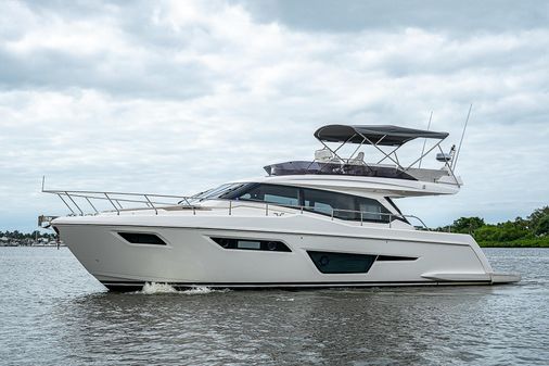 Ferretti Yachts 500 image