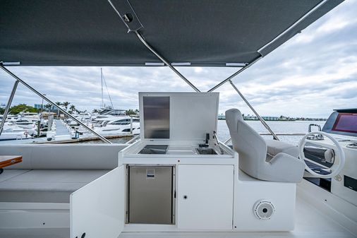 Ferretti Yachts 500 image