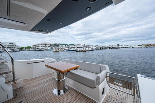 Ferretti Yachts 500 image