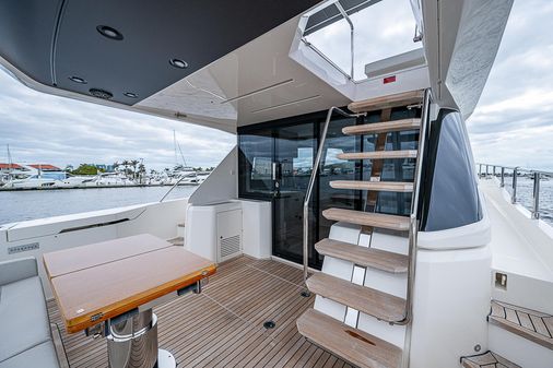 Ferretti Yachts 500 image