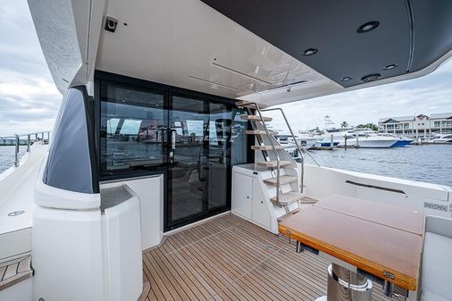 Ferretti Yachts 500 image