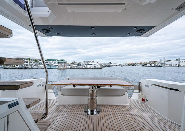 Ferretti Yachts 500 image