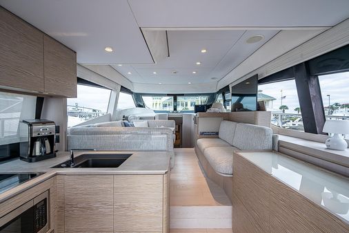 Ferretti Yachts 500 image