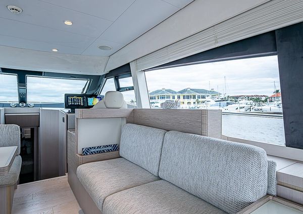 Ferretti Yachts 500 image