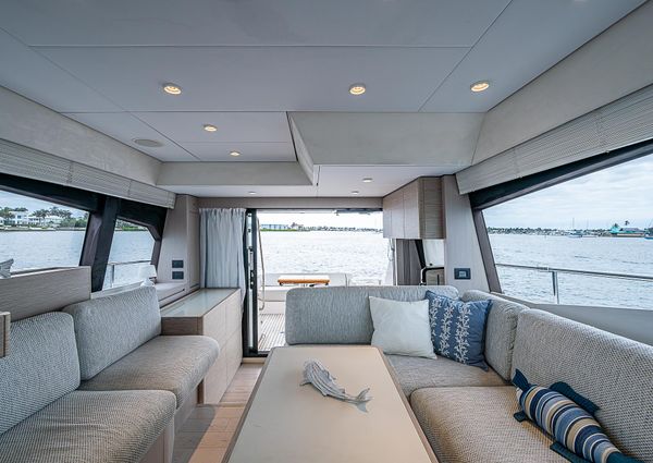 Ferretti Yachts 500 image