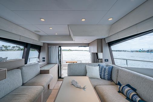 Ferretti Yachts 500 image