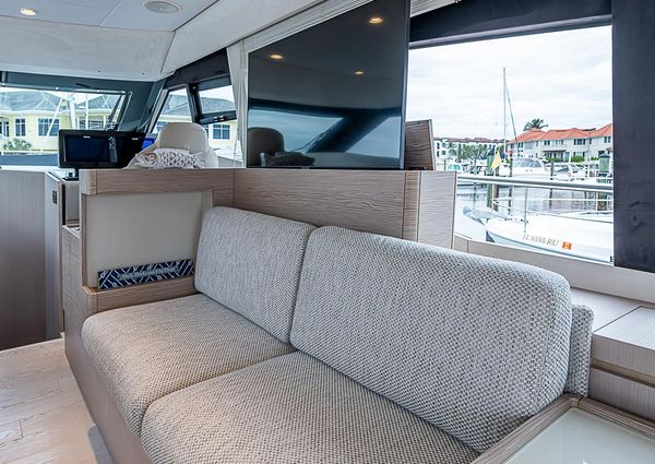 Ferretti Yachts 500 image