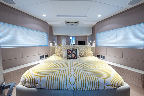 Ferretti Yachts 500 image