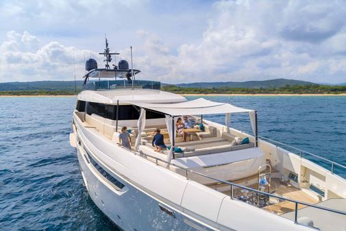 Custom Line NAVETTA 42 image