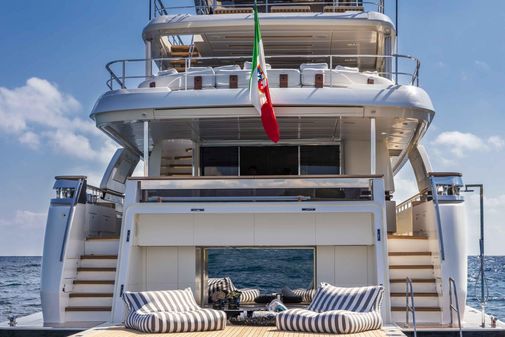 Custom Line NAVETTA 42 image