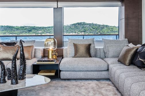 Custom Line NAVETTA 42 image