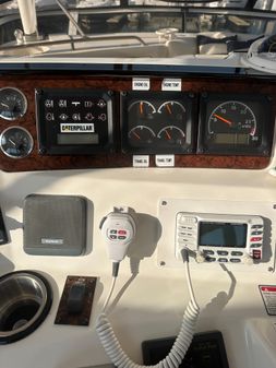 Sea Ray 480 Sedan Bridge image