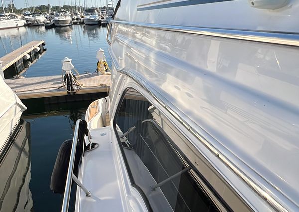 Sea Ray 480 Sedan Bridge image