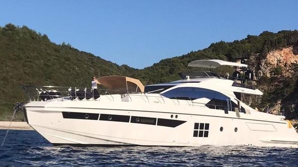 Azimut 77S