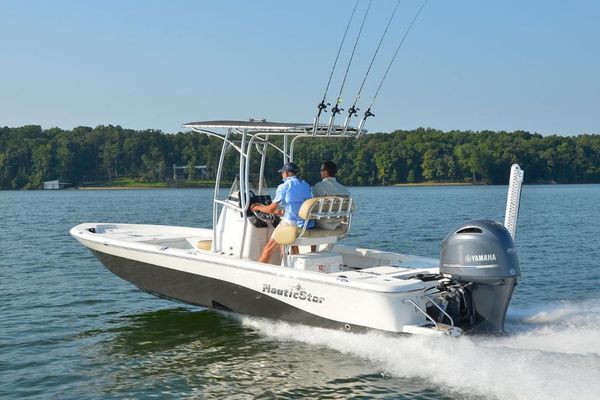 NauticStar 227 XTS - main image