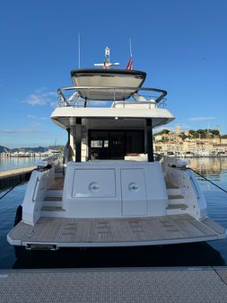 Azimut 68 FLY image