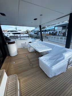 Azimut 68 FLY image