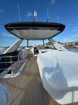 Azimut 68 FLY image