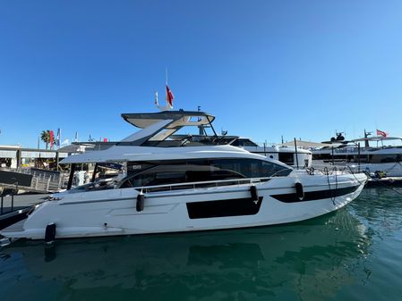 Azimut 68 FLY image