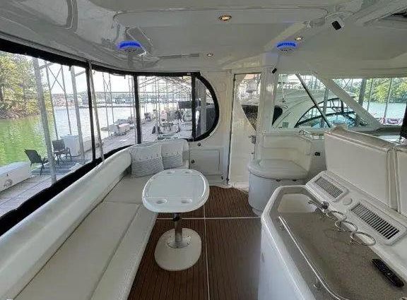 Sea Ray 40 Motor Yacht image