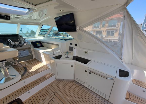 Sea Ray 540 Sundancer image