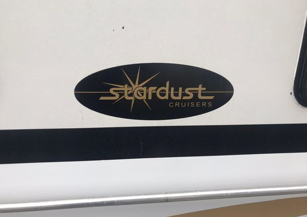 Stardust-cruisers 14-X-64-HOUSEBOAT image