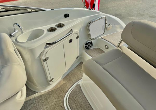 Crownline 236-SC image