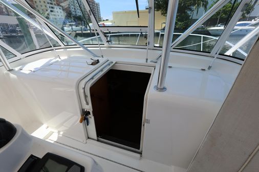 Luhrs 32 Open image