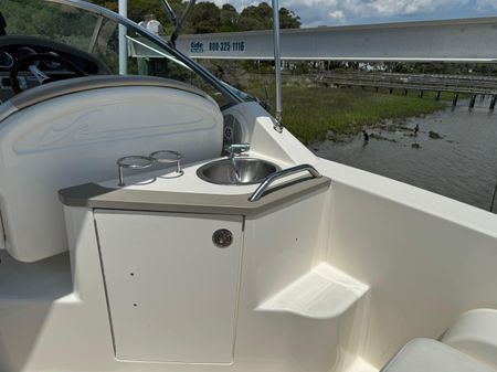 Sea Ray 240 Sundancer image