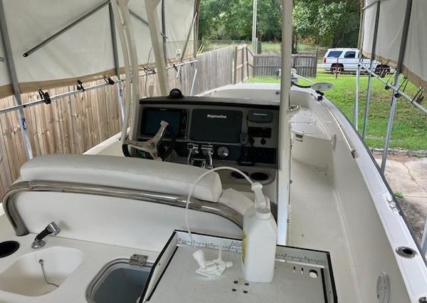 Boston Whaler 27DA image