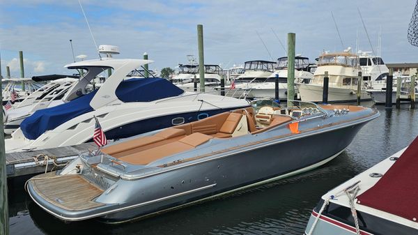 Chris-Craft Launch 32