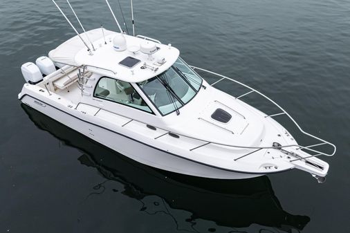 Boston-whaler 345-CONQUEST image