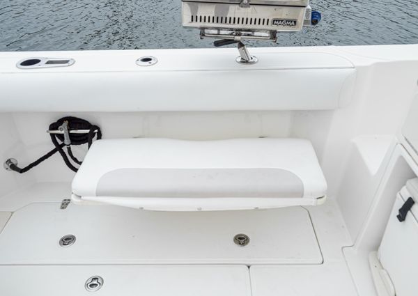 Boston-whaler 345-CONQUEST image