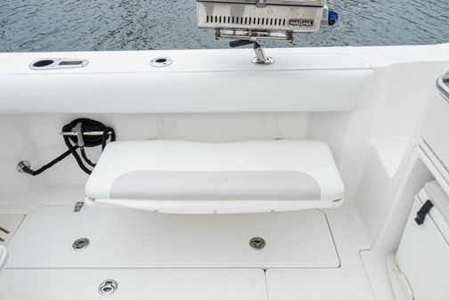 Boston-whaler 345-CONQUEST image