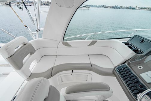 Boston-whaler 345-CONQUEST image