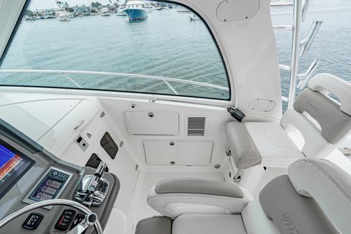 Boston-whaler 345-CONQUEST image