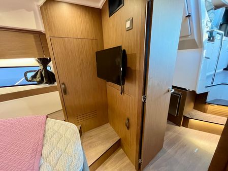 Beneteau Antares 11 image