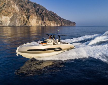 Invictus 320 GT image