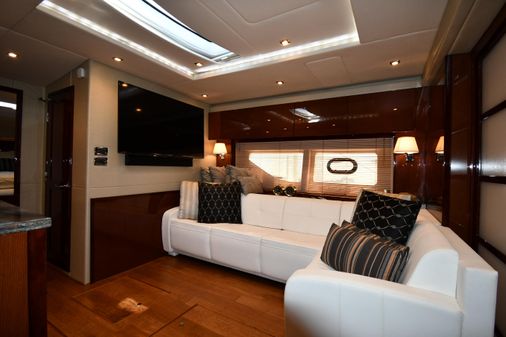 Sea Ray 540 Sundancer image