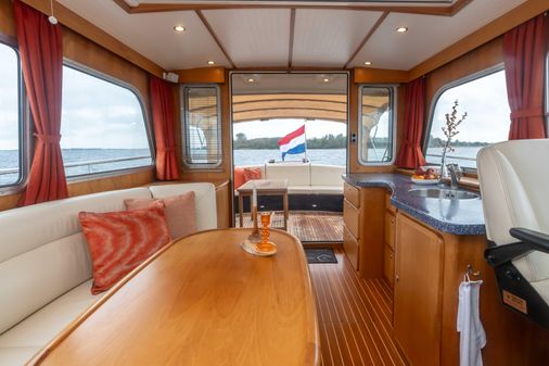 Linssen Grand Sturdy 430 Sedan image