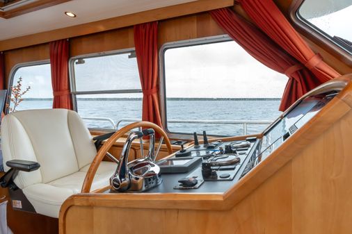 Linssen Grand Sturdy 430 Sedan image