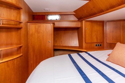 Linssen Grand Sturdy 430 Sedan image