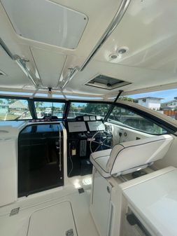 Tiara Yachts 3800 Open image