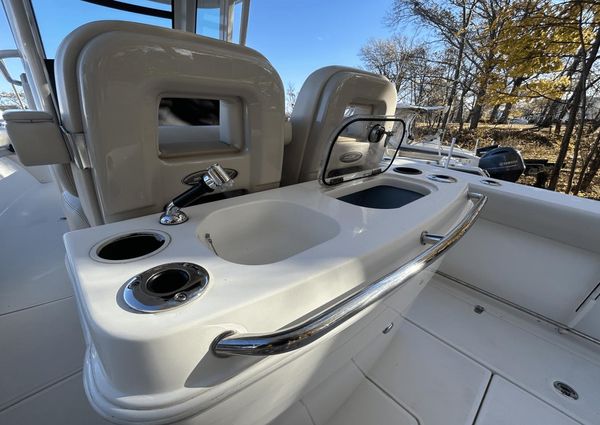 Boston Whaler 280 Outrage image