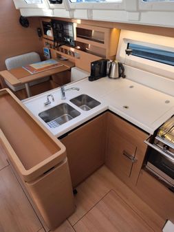 Jeanneau Sun Odyssey 490 image