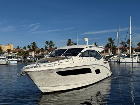 Sea Ray Sundancer 400 image