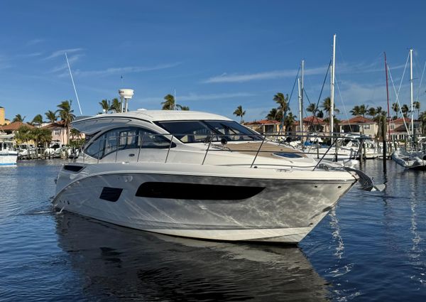 Sea Ray Sundancer 400 image