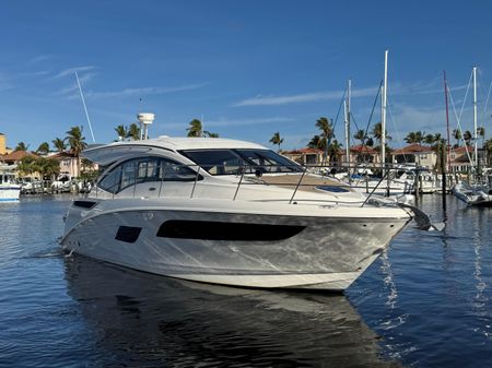 Sea Ray Sundancer 400 image