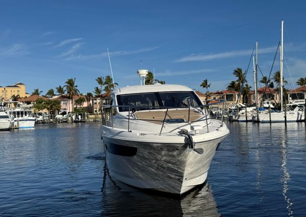 Sea Ray Sundancer 400 image