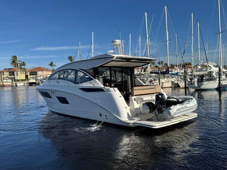 Sea Ray Sundancer 400 image